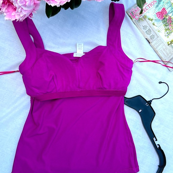 CACHE Top Medium Size - Picture 12 of 13